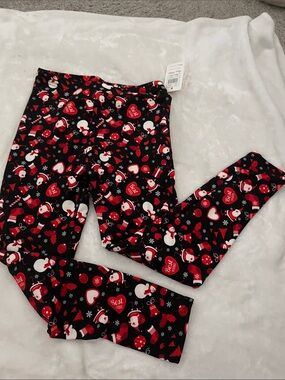 Womens Black & Red Holiday Print Leggings